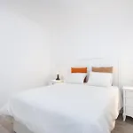 Home2book Seaside Escape,