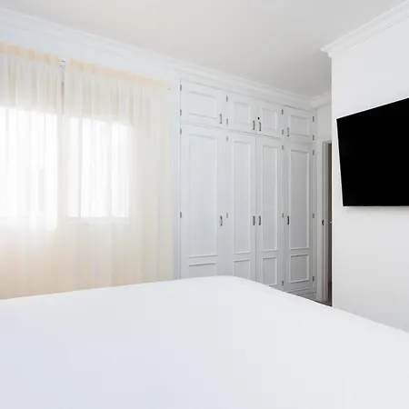 아파트 Home2book Ocean Breeze Apt,