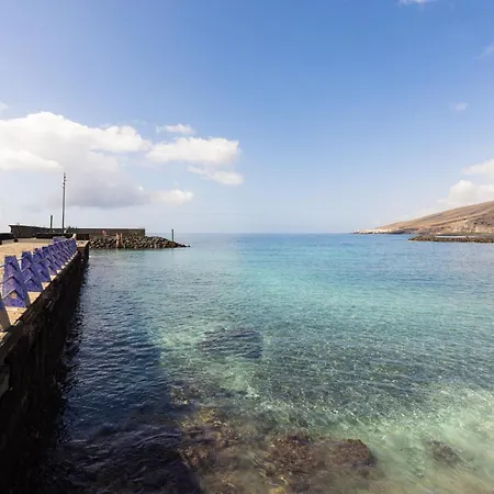 Home2book Seaside Escape,